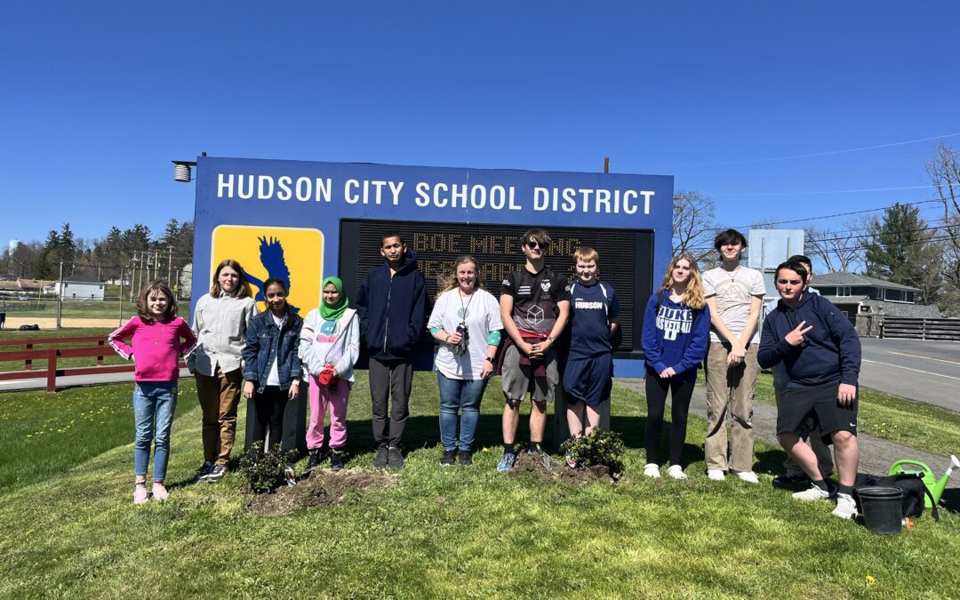 Hudson JHS Student Council Plant Flowers for Earth Day